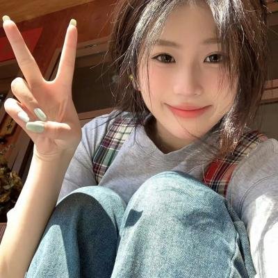 丛林少女之荒野逃生 海报